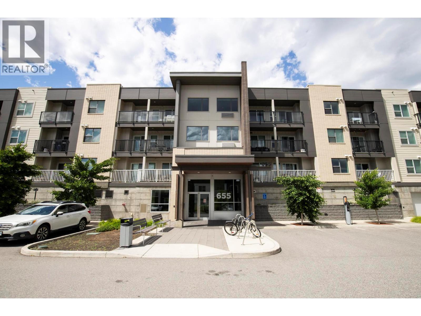 655 Academy Way Unit# 111