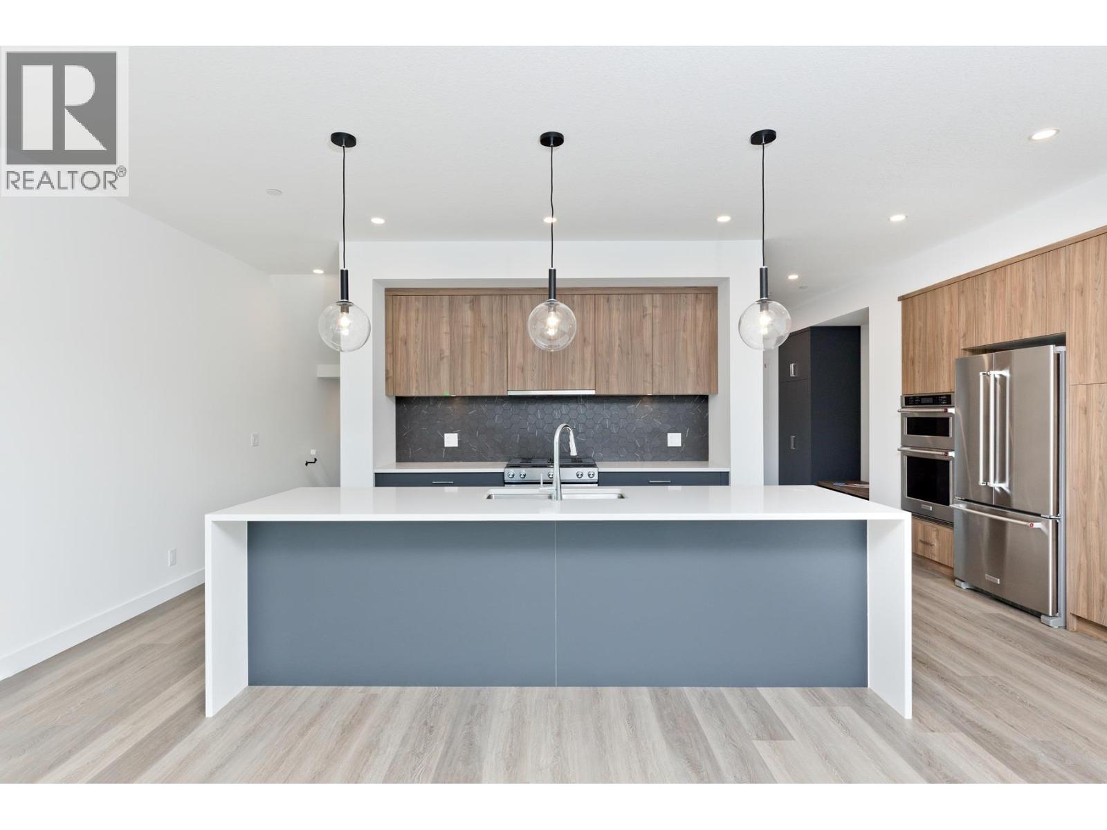 2735 Shannon Lake Road Unit# 402