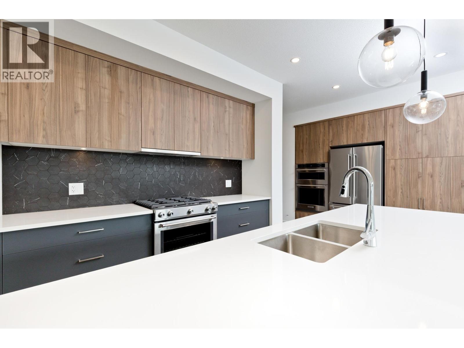 2735 Shannon Lake Road Unit# 402