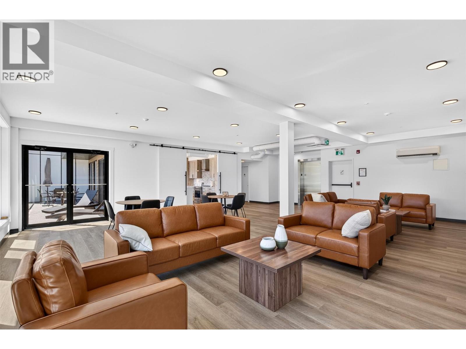 2735 Shannon Lake Road Unit# 402