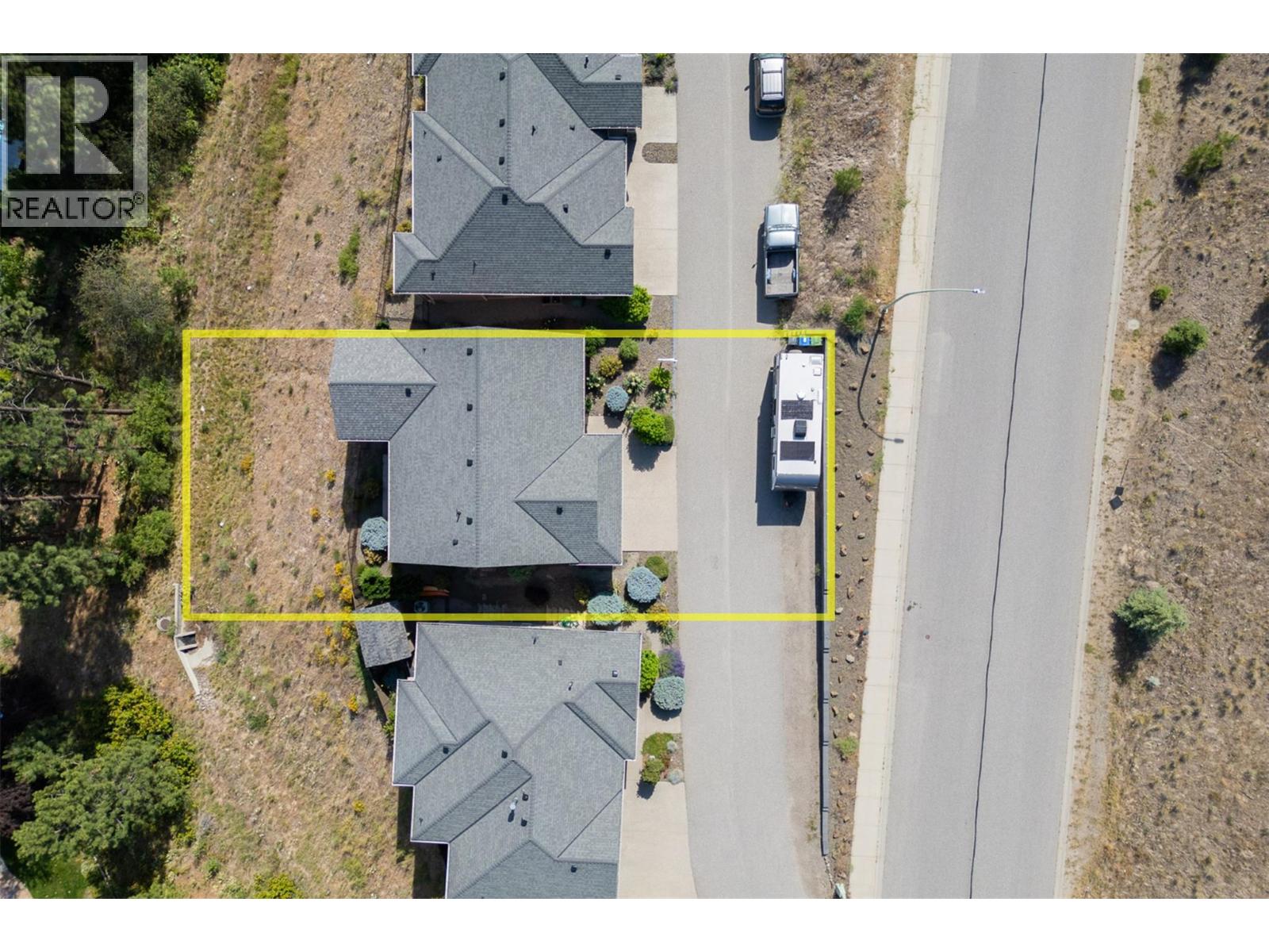 1915 Rosealee Lane