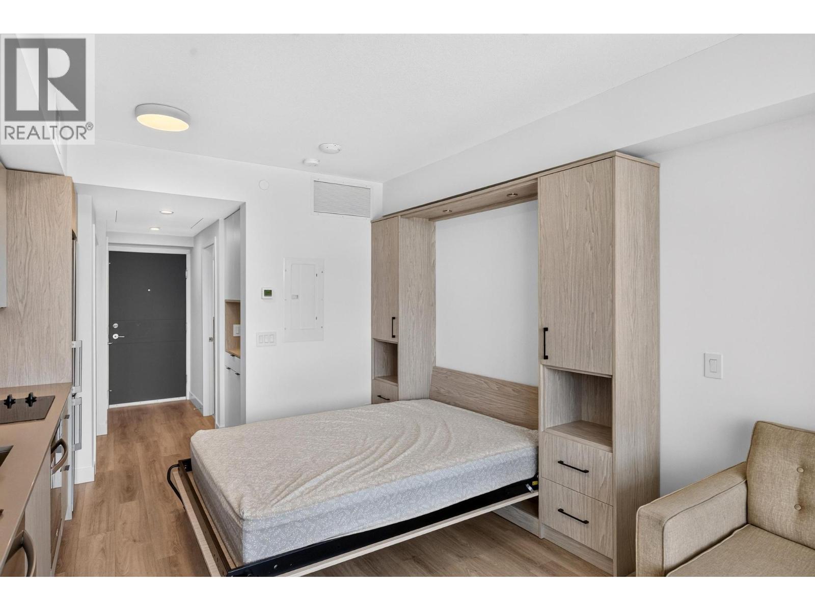 1488 Bertram Street Unit# 807