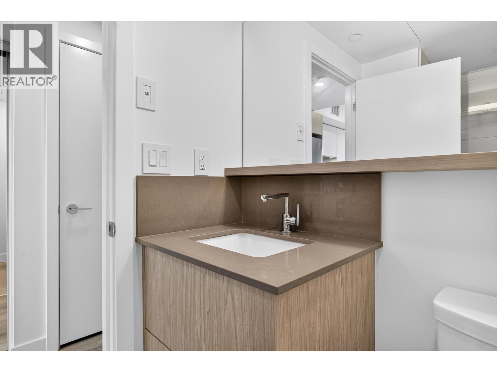 1488 Bertram Street Unit# 807