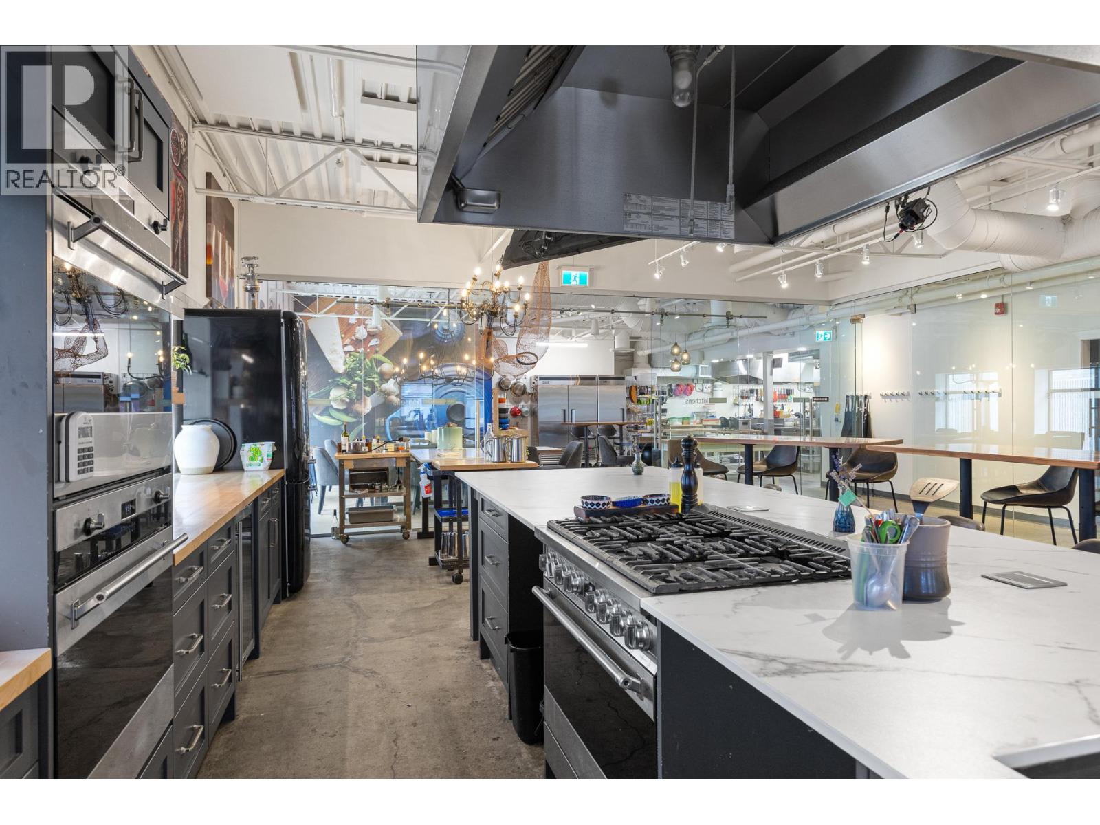 510 Bernard Avenue Unit# 200