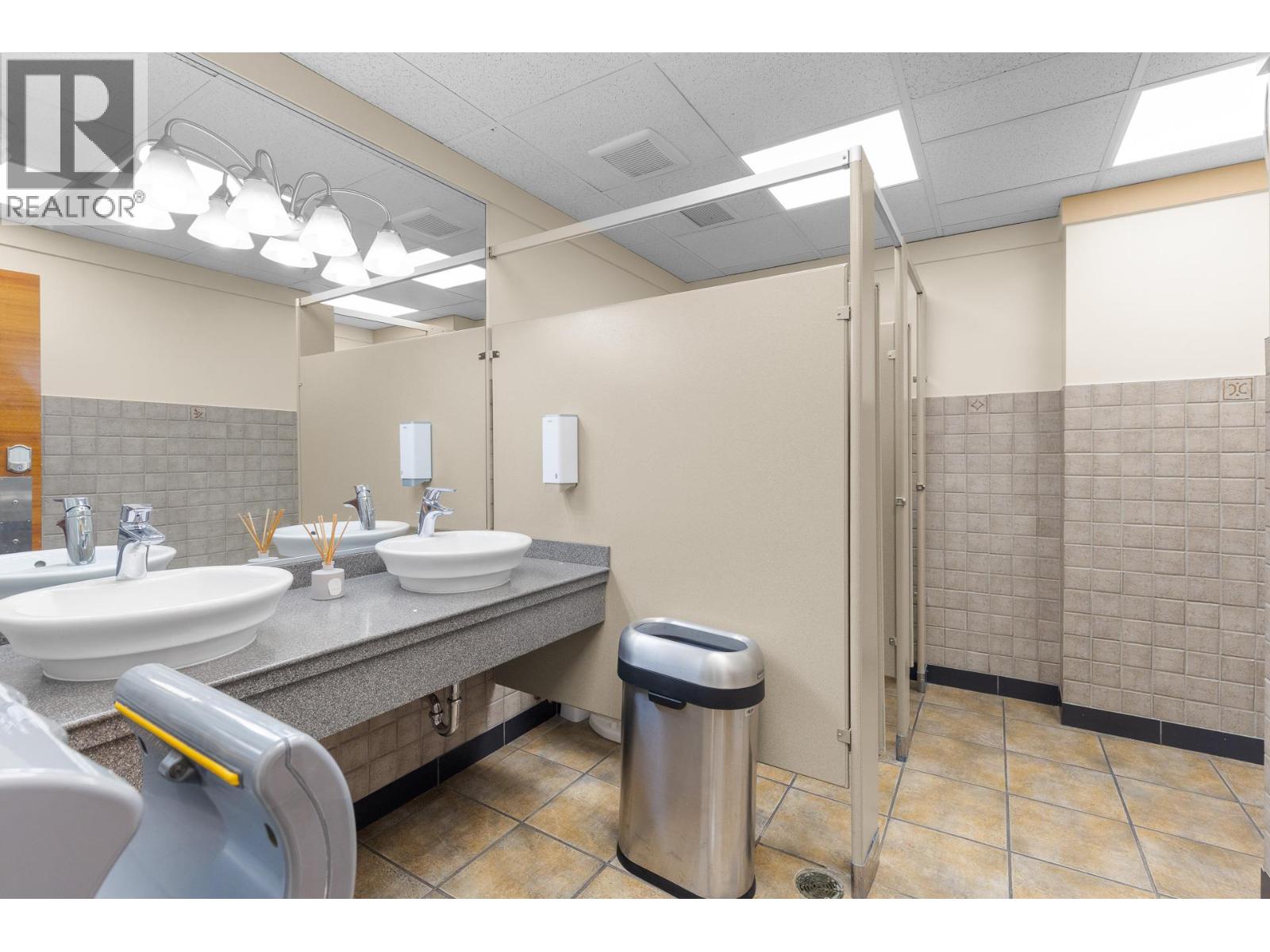 510 Bernard Avenue Unit# 200