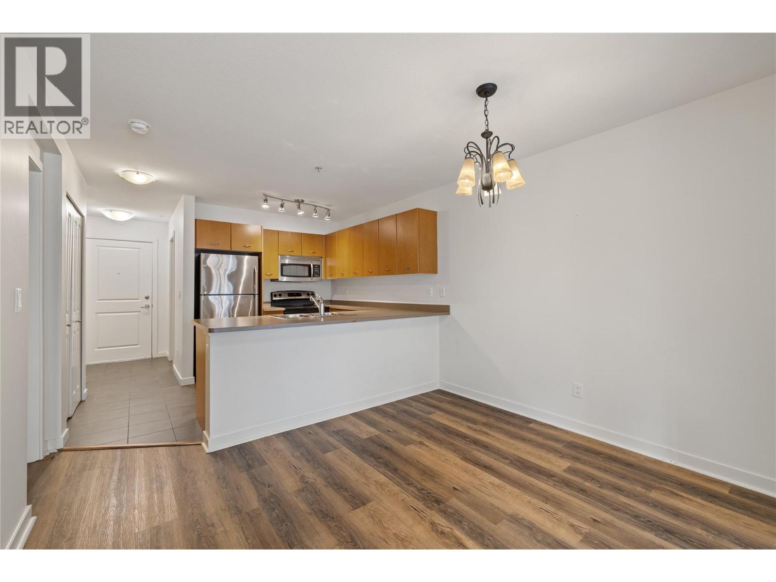 539 Yates Road Unit# 212