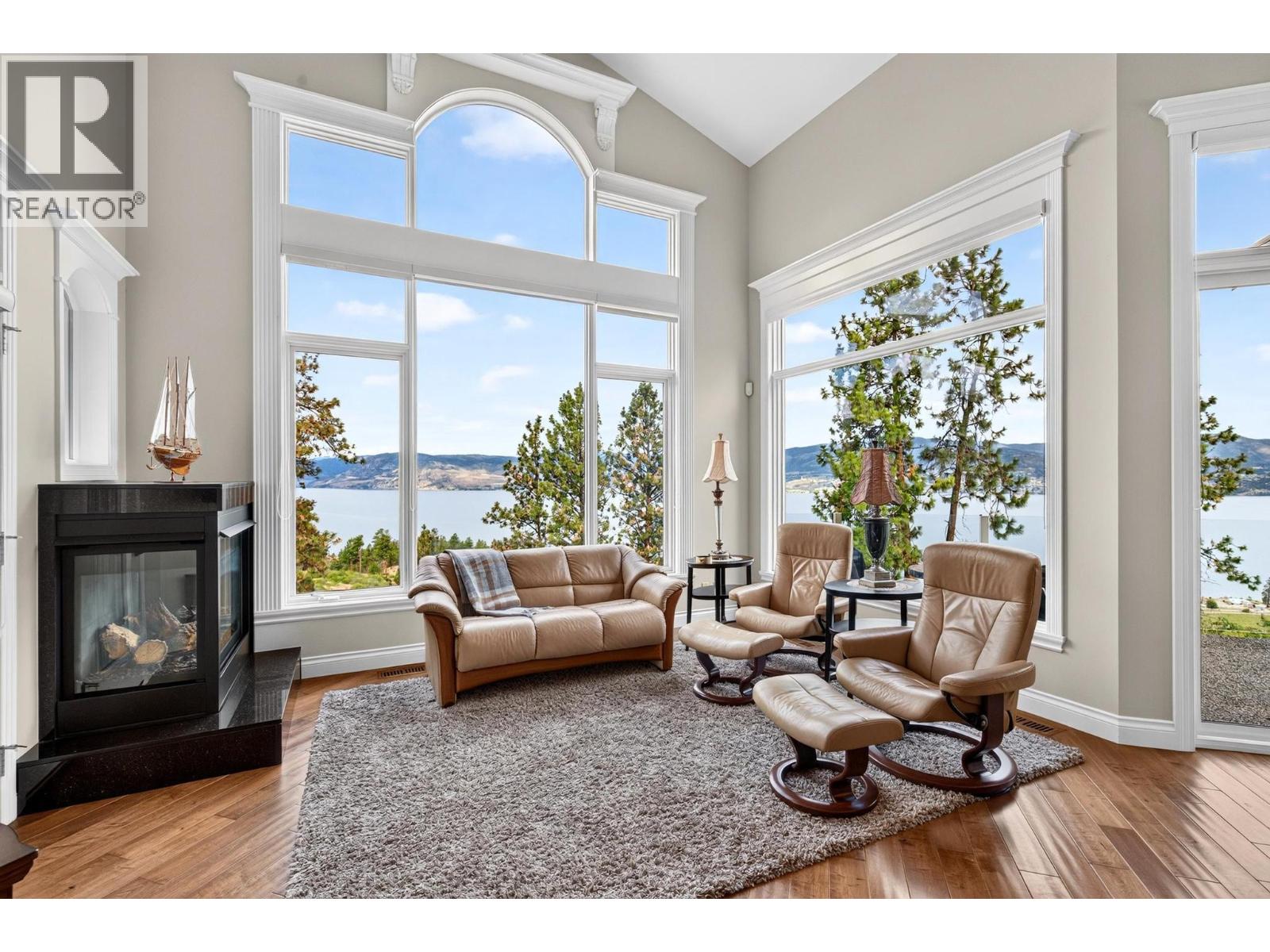 5386 Tanager Court