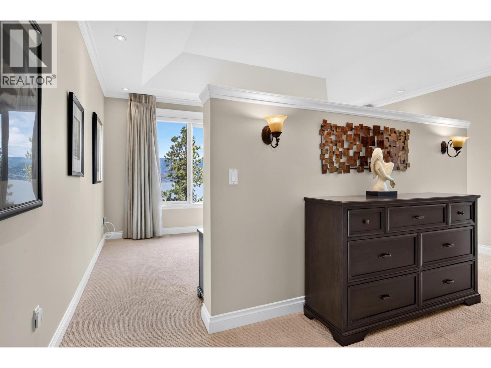 5386 Tanager Court