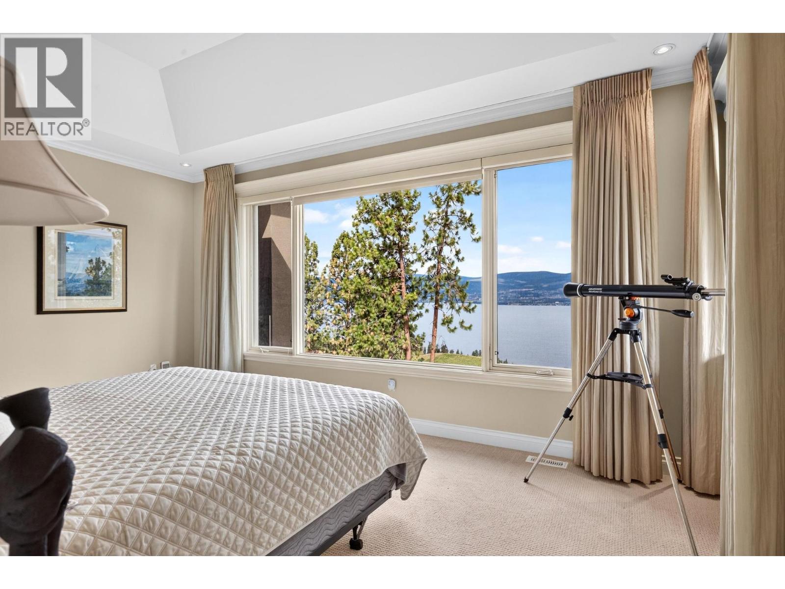 5386 Tanager Court