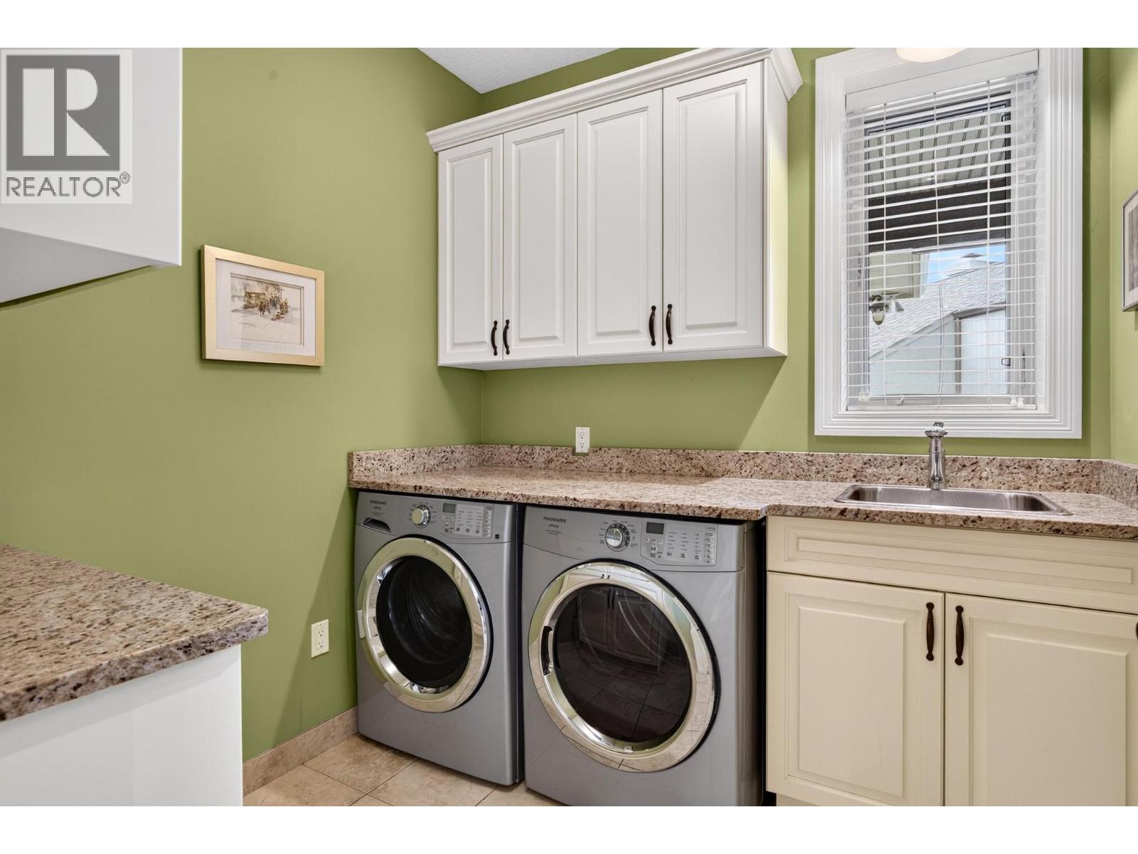 5386 Tanager Court