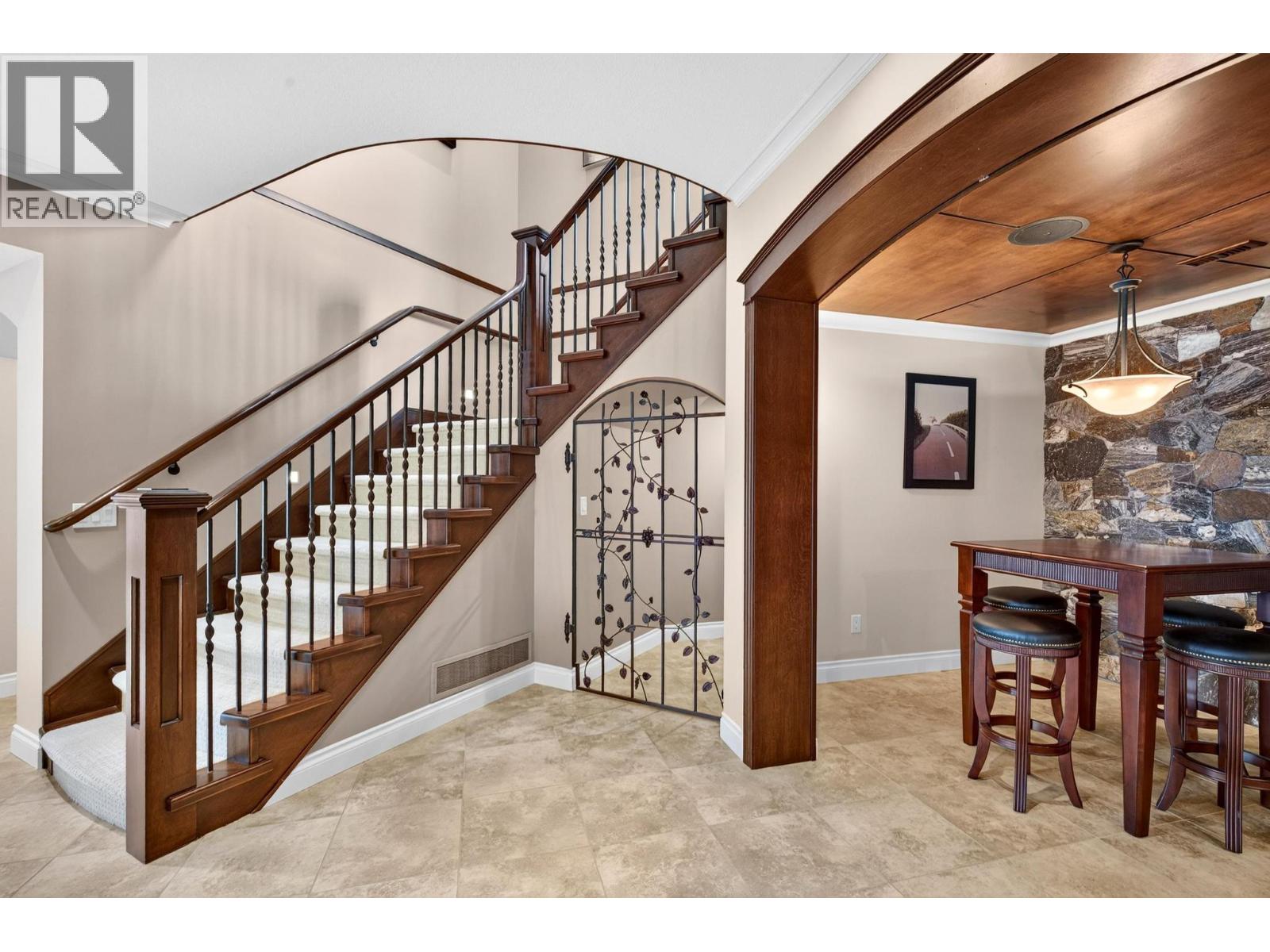 5386 Tanager Court