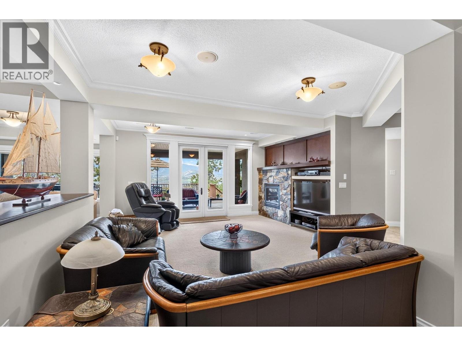 5386 Tanager Court