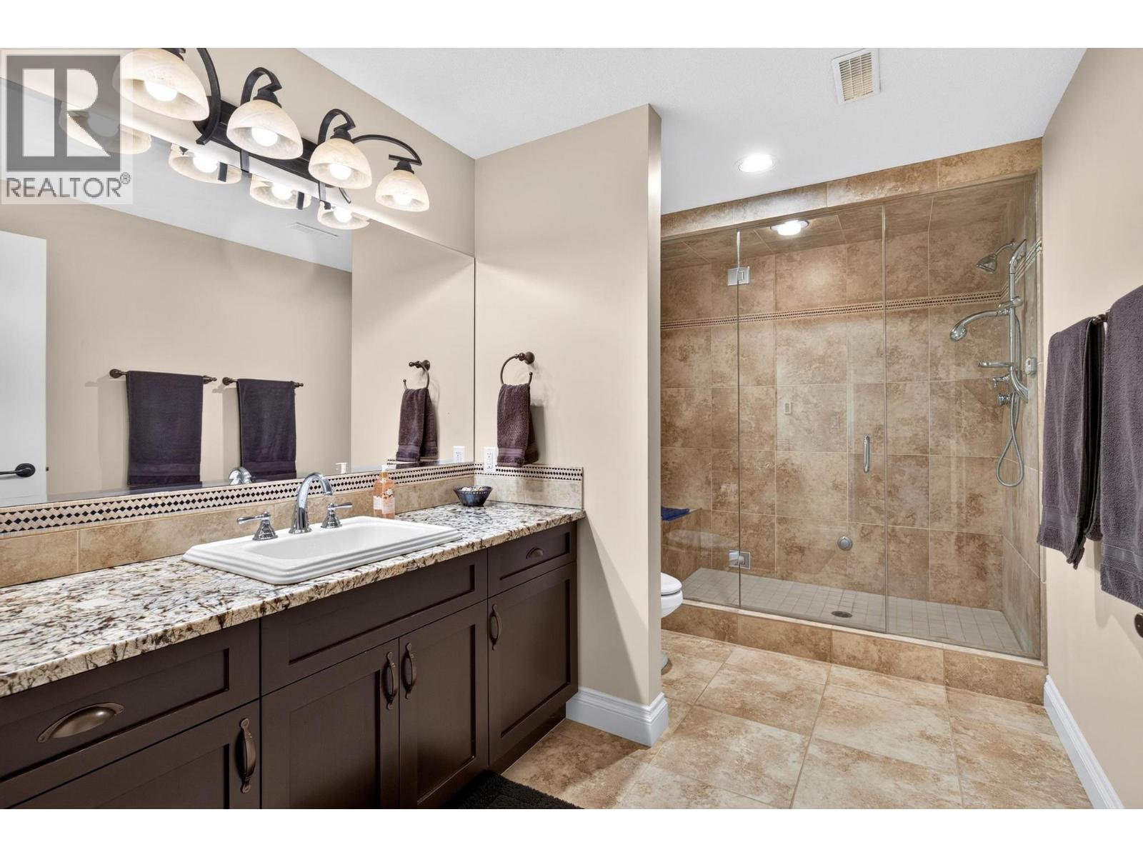 5386 Tanager Court
