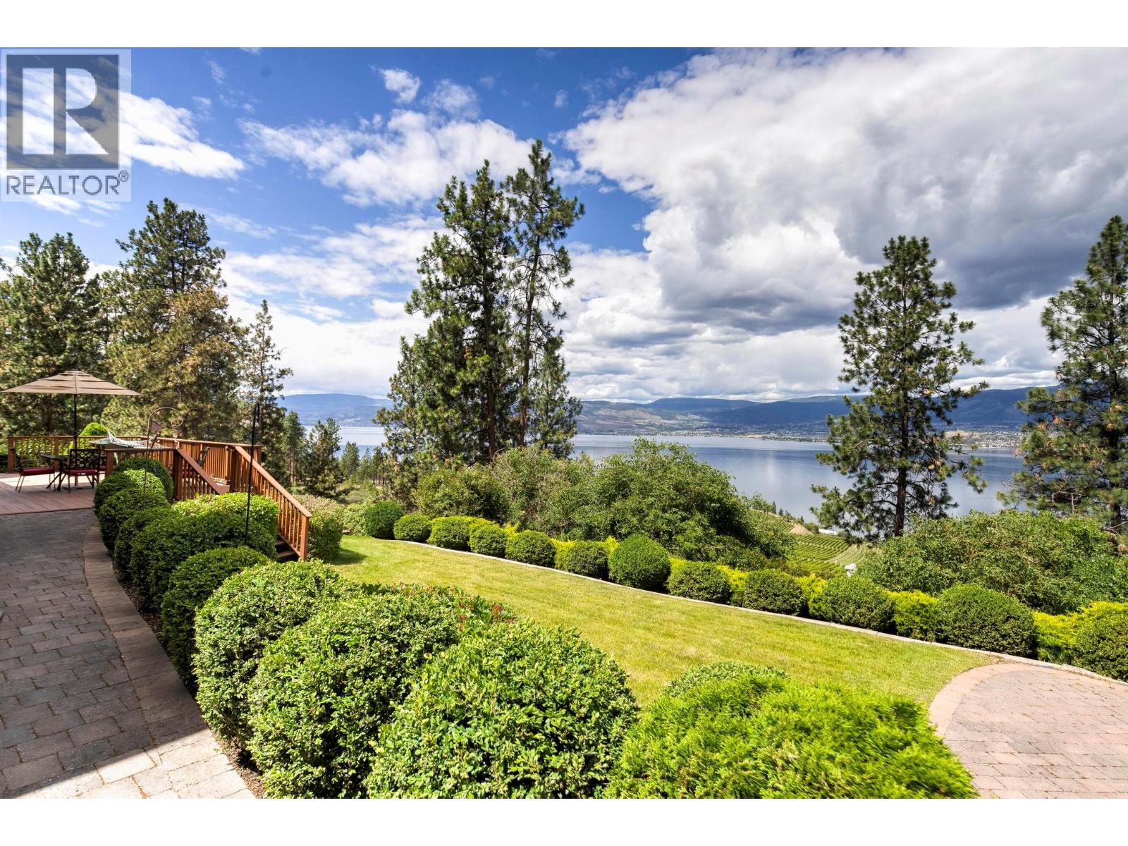 5386 Tanager Court