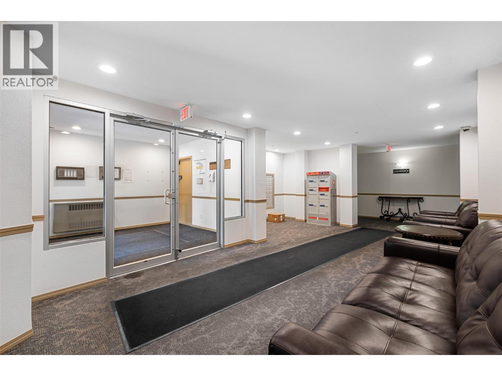 1875 Country Club Drive Unit# 1619