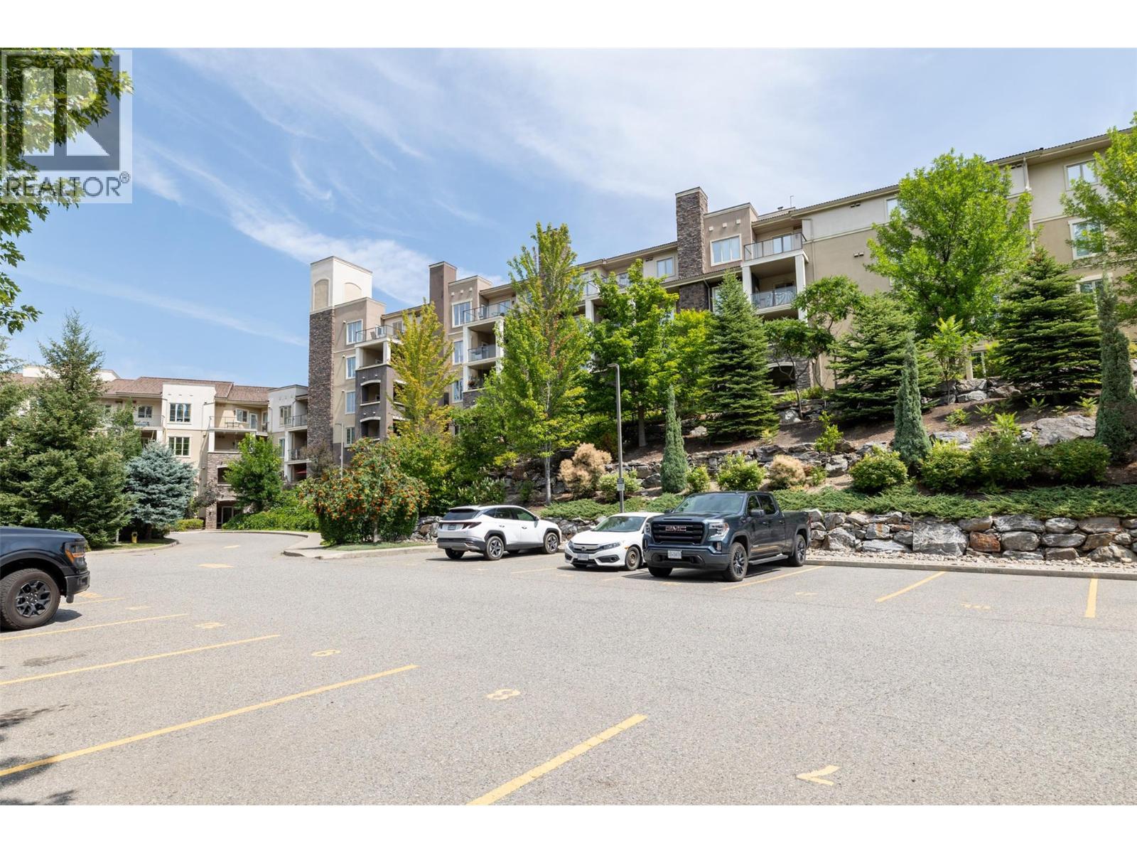 1875 Country Club Drive Unit# 1619