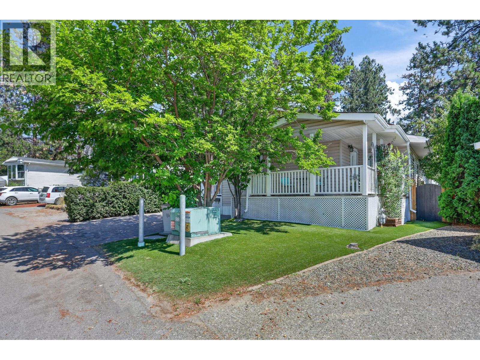 1999 97 Highway S Unit# 104