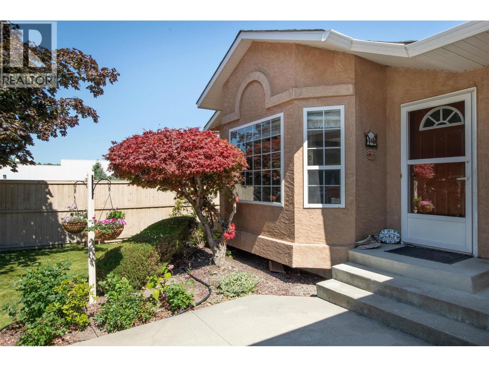 2210 Louie Drive Unit# 18