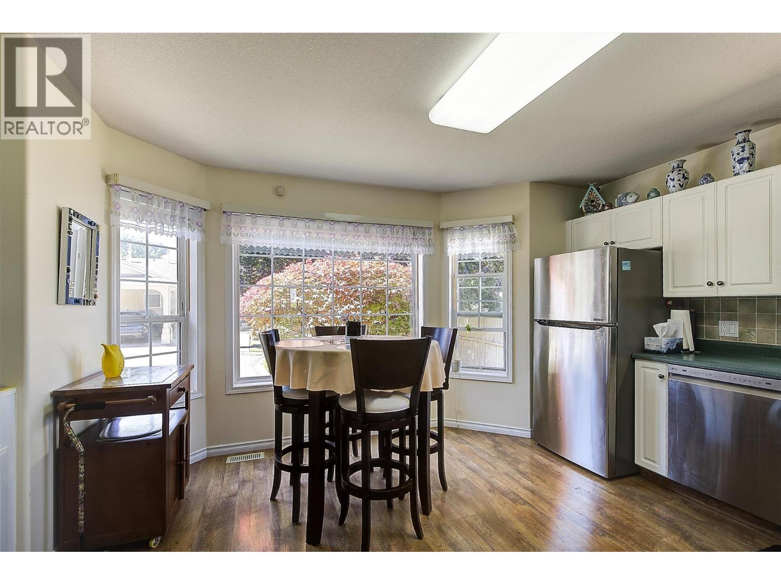 2210 Louie Drive Unit# 18