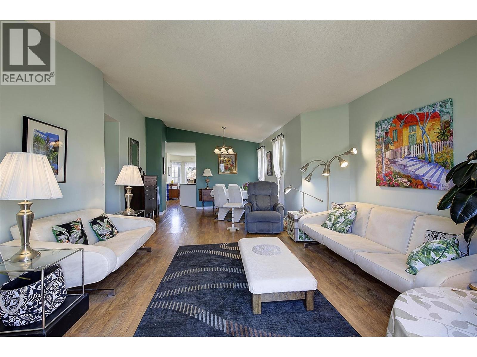 2210 Louie Drive Unit# 18