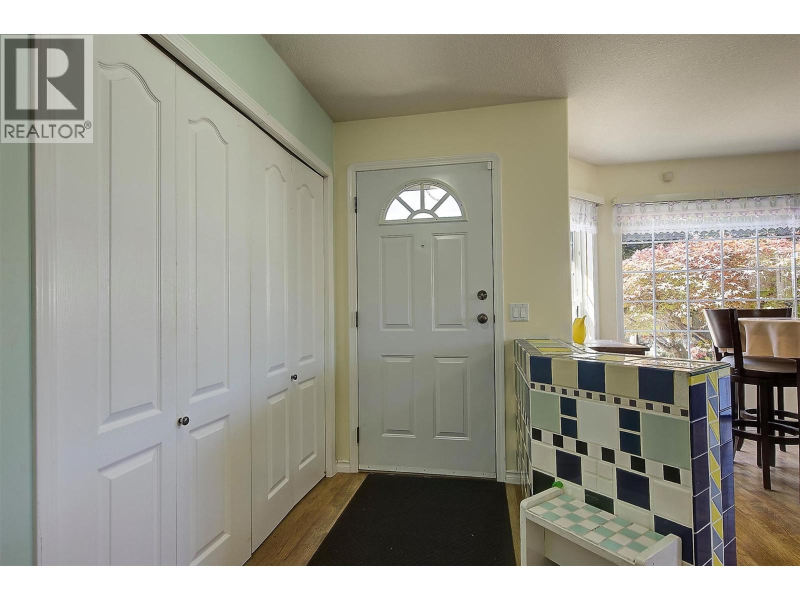 2210 Louie Drive Unit# 18