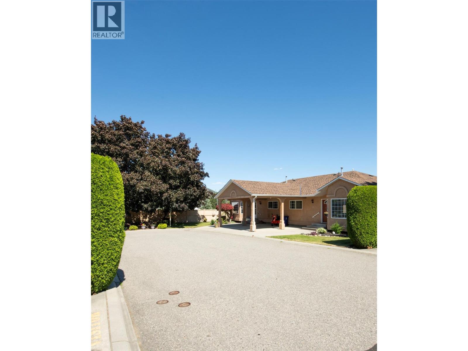2210 Louie Drive Unit# 18