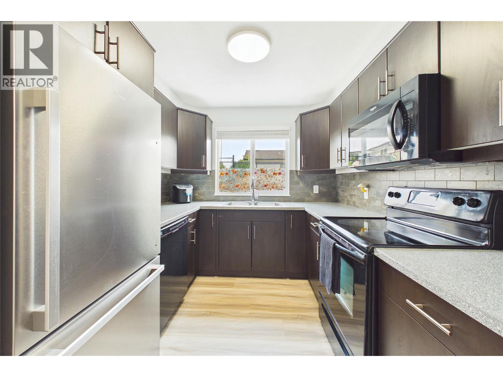 325 McIntosh Road Unit# 1103