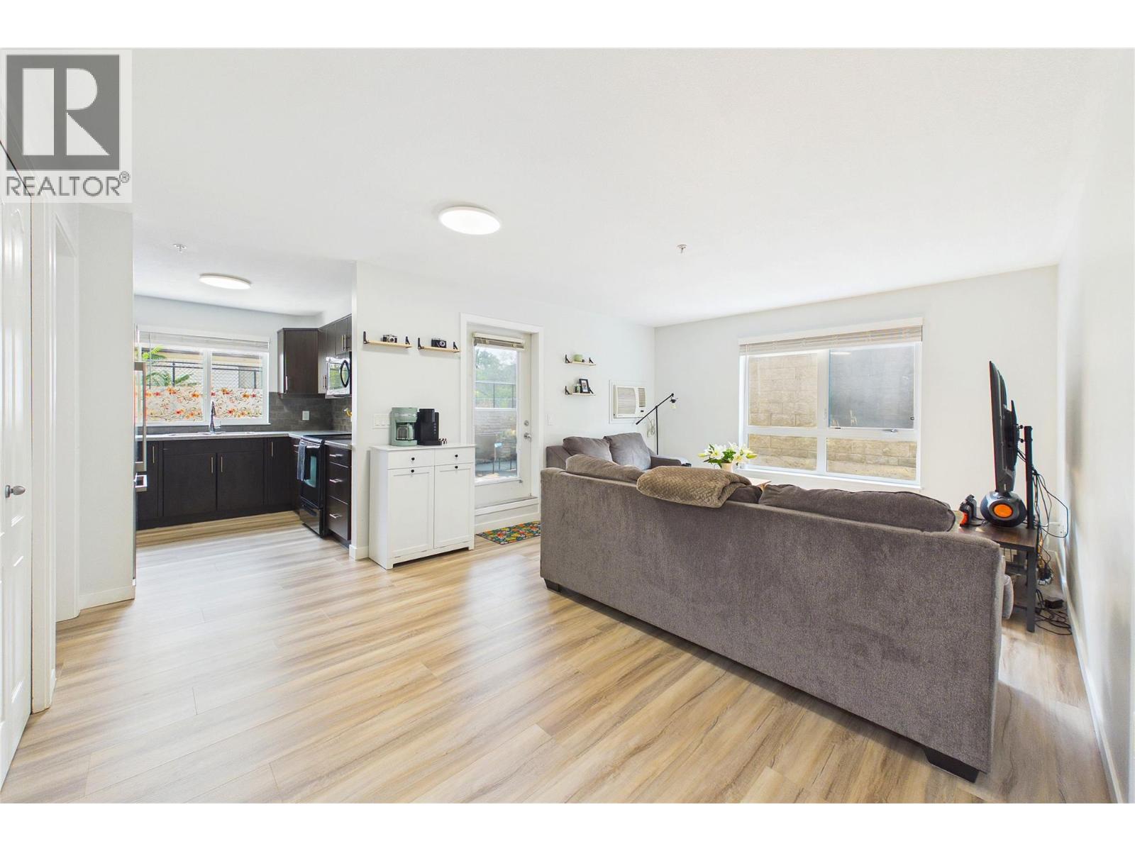 325 McIntosh Road Unit# 1103