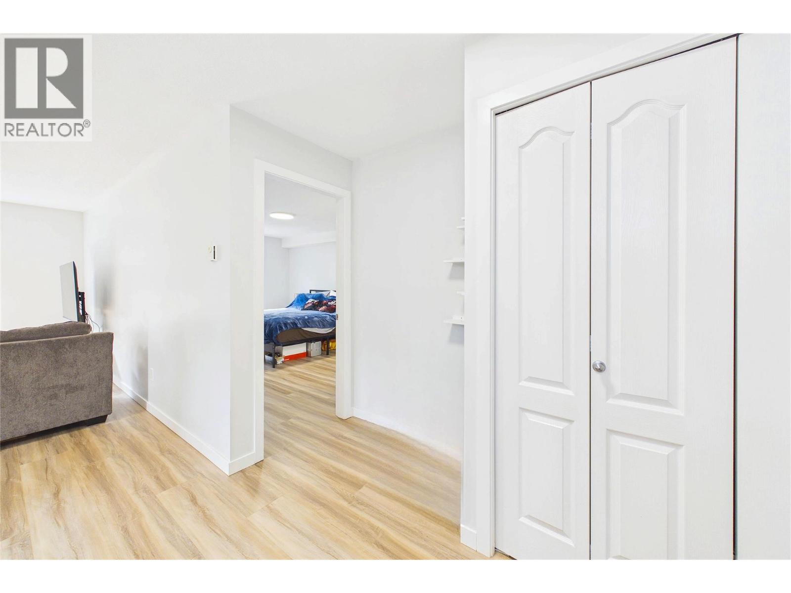 325 McIntosh Road Unit# 1103