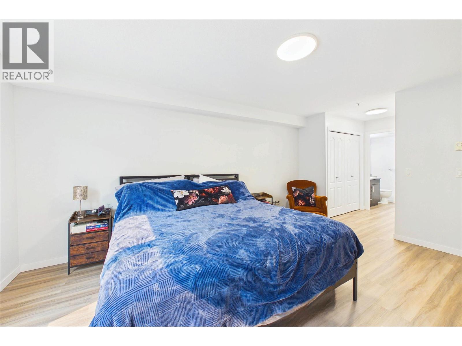 325 McIntosh Road Unit# 1103