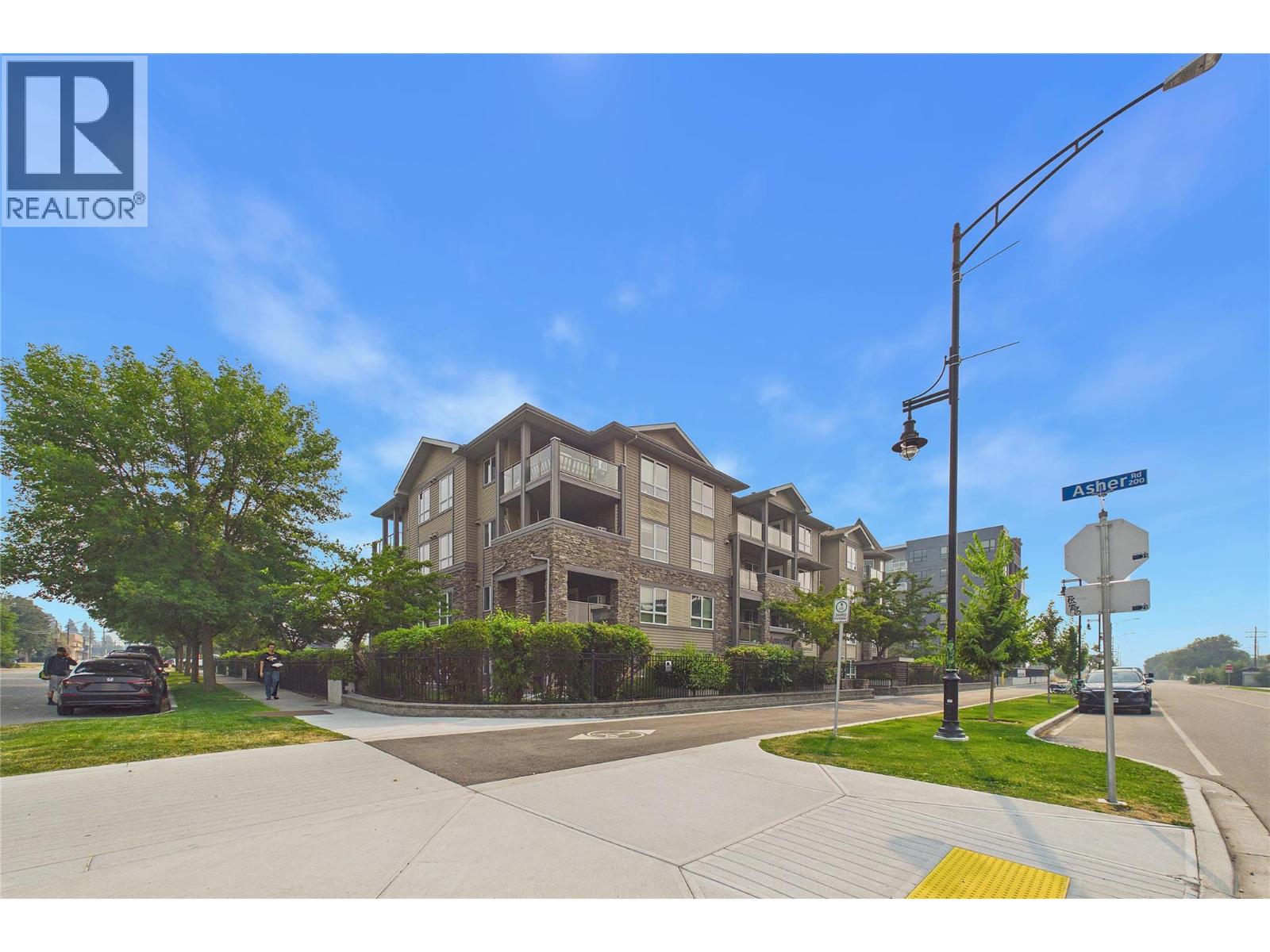 325 McIntosh Road Unit# 1103