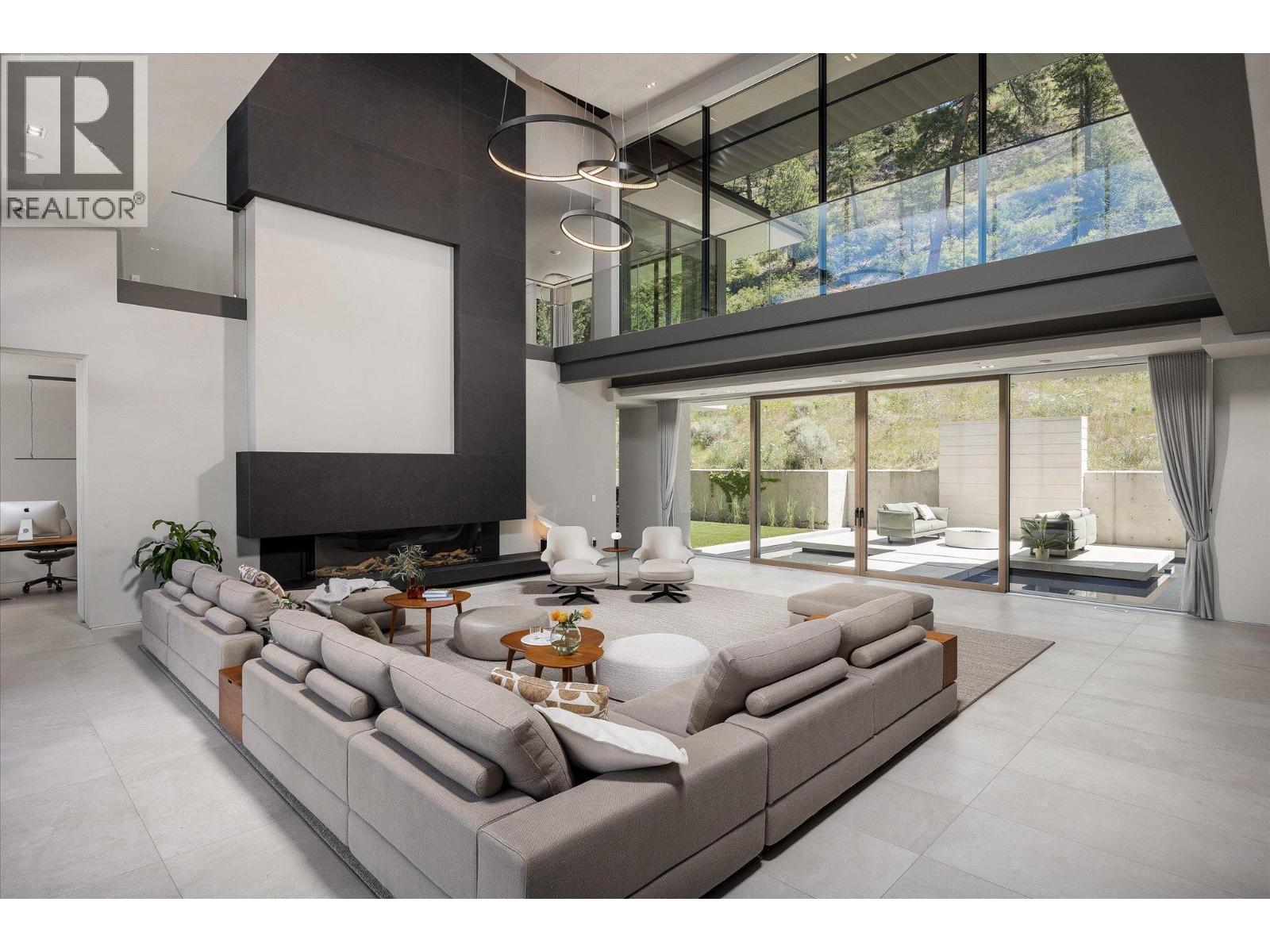 180 Sheerwater Court Unit# 20