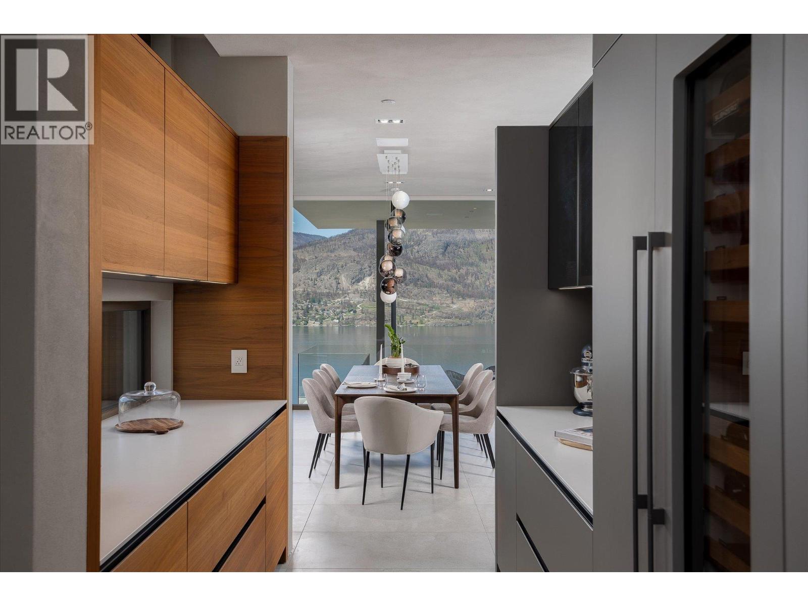 180 Sheerwater Court Unit# 20