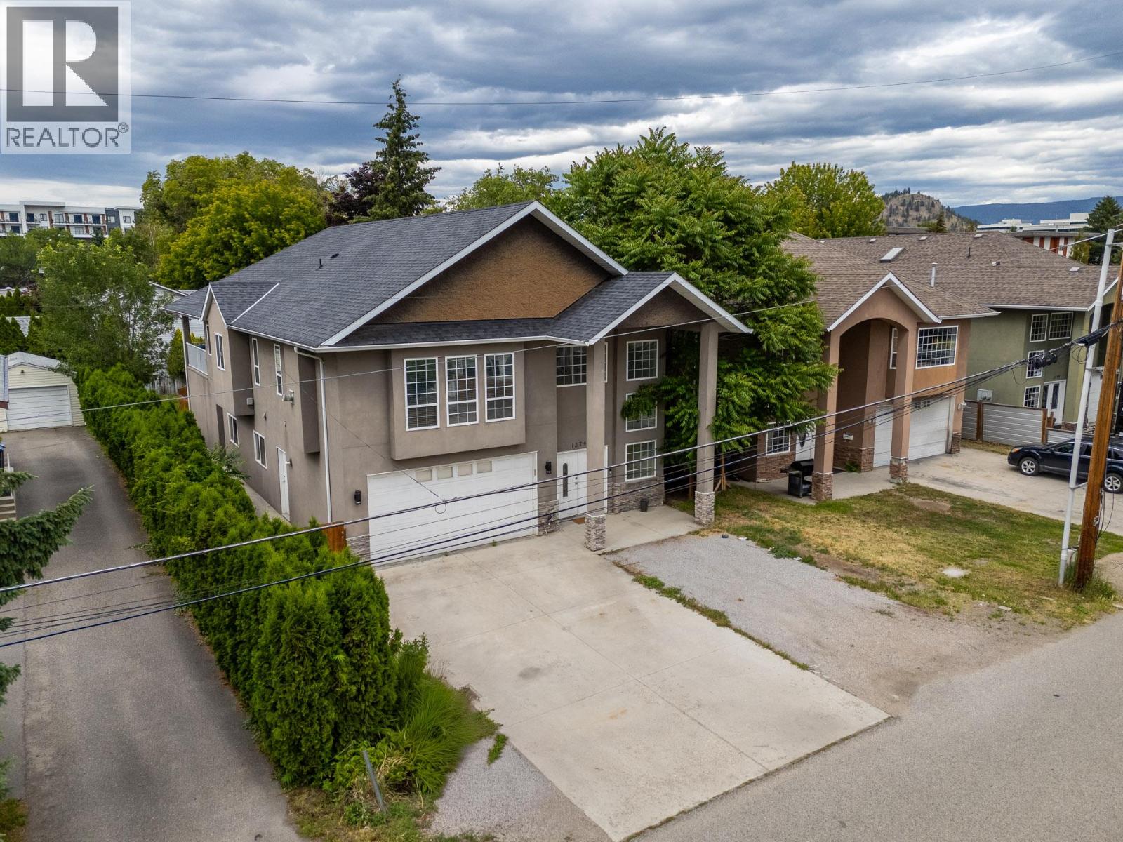 1374 McInnes Avenue