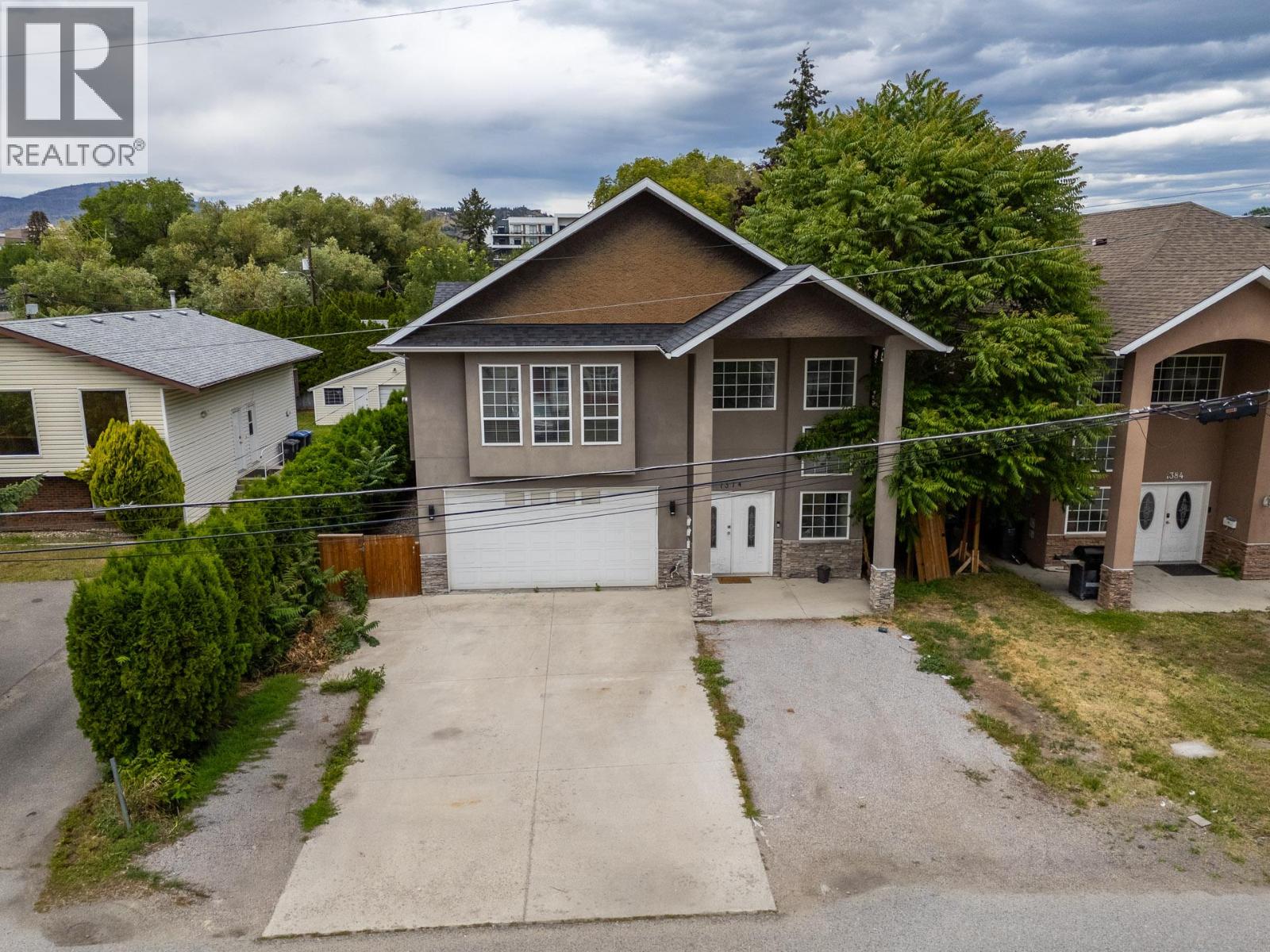 1374 McInnes Avenue