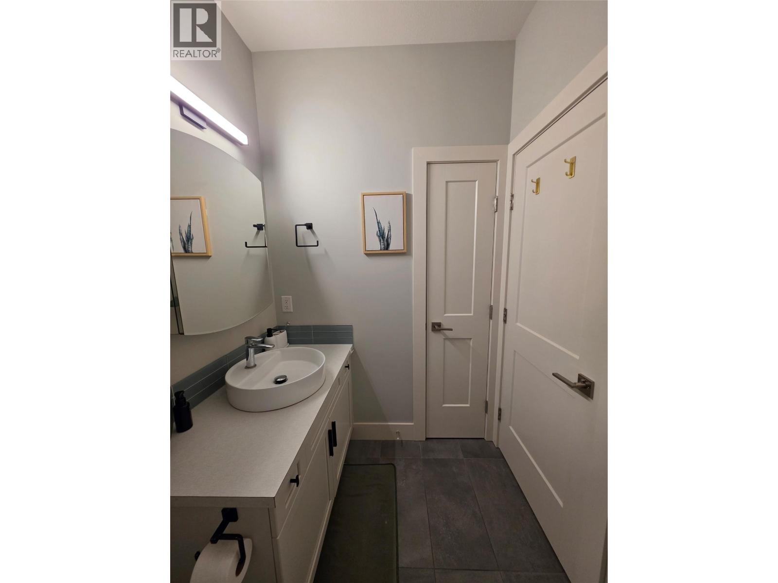 726 Coopland Crescent Unit# 2