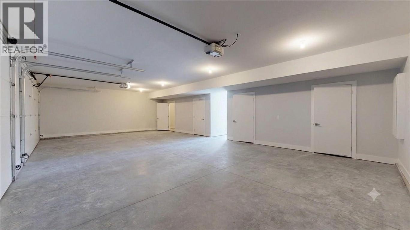 726 Coopland Crescent Unit# 2