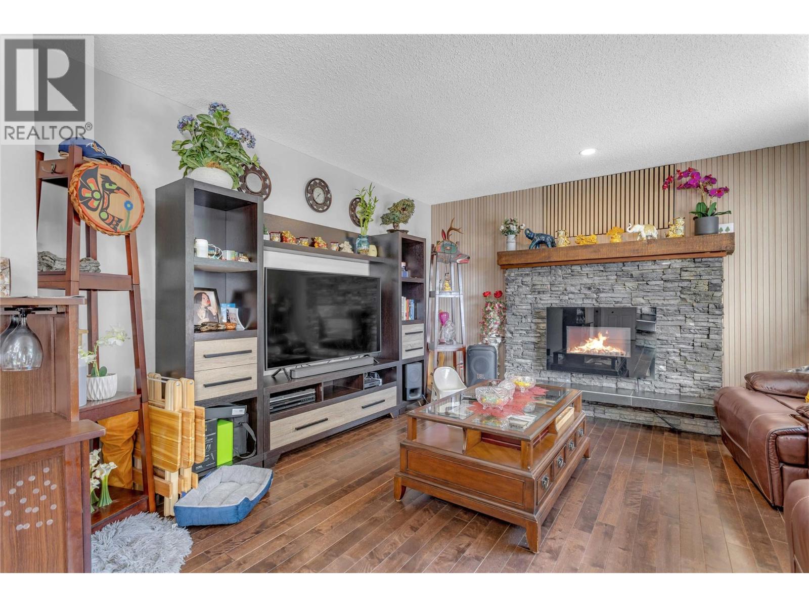 1675 Thayer Court Unit# 1