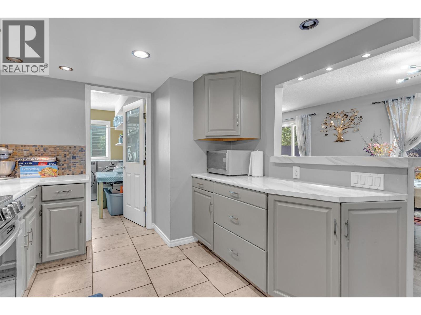 1675 Thayer Court Unit# 1