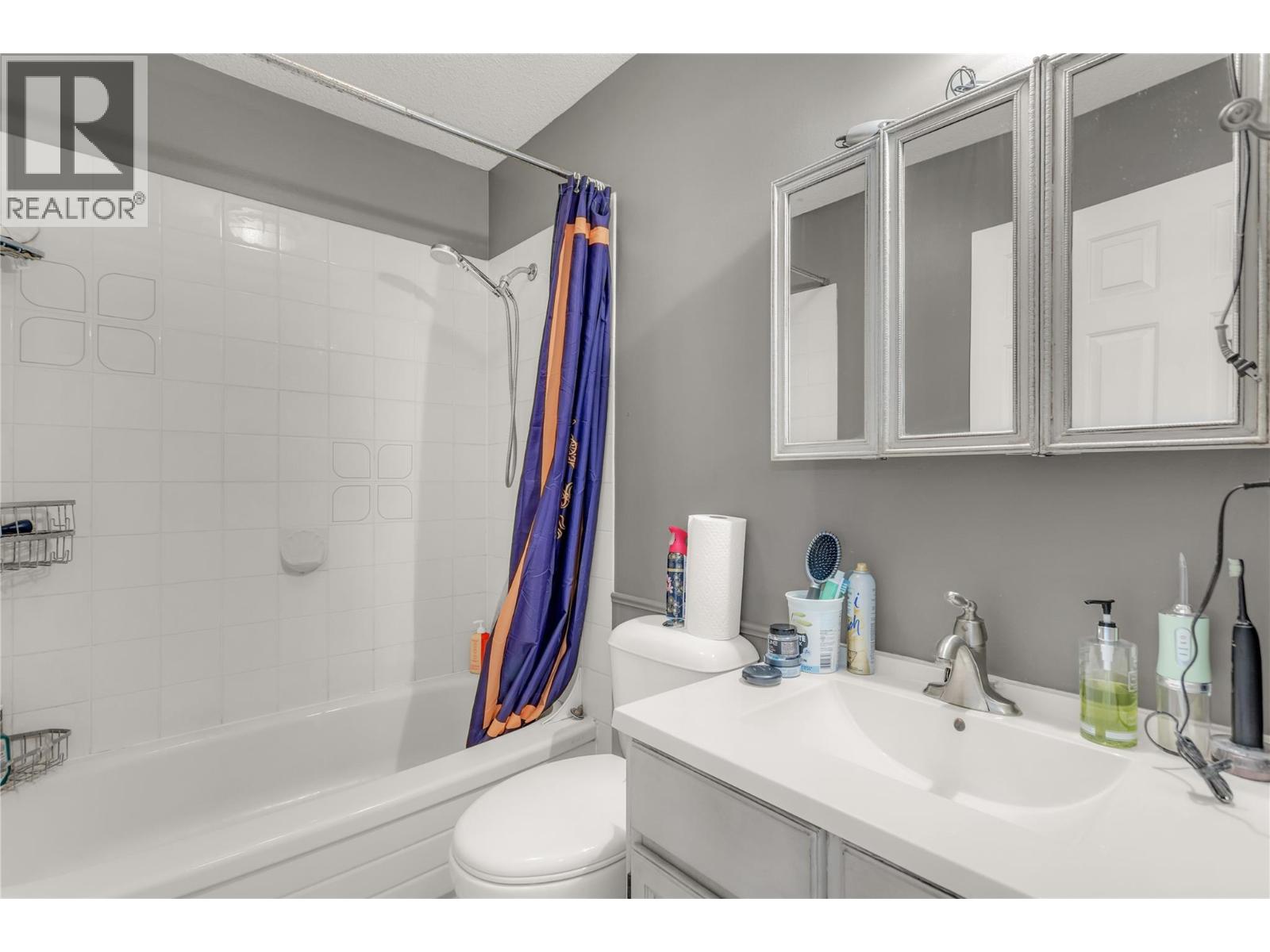 1675 Thayer Court Unit# 1