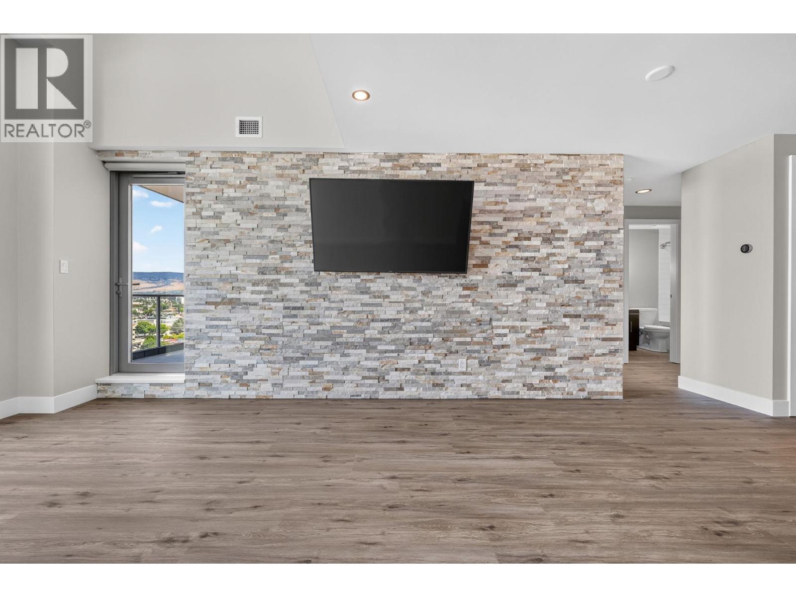 2040 Springfield Road Unit# 1407