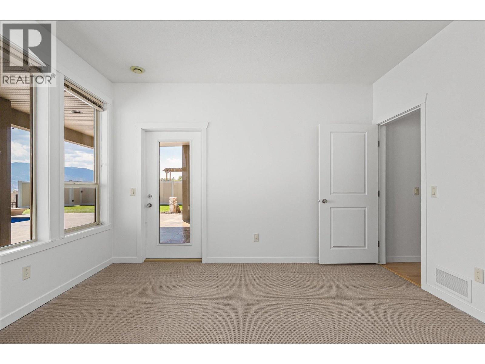 1581 Gregory Road