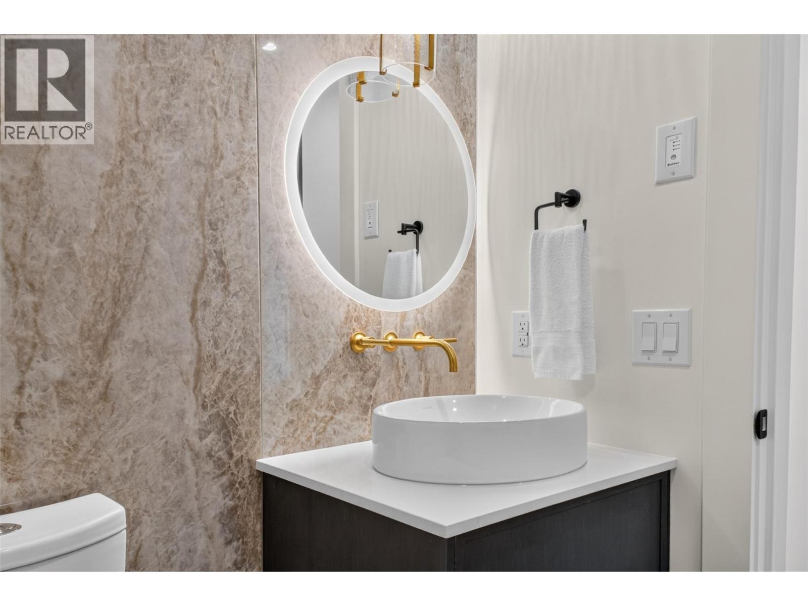 3800 Capozzi Road Unit# PH2