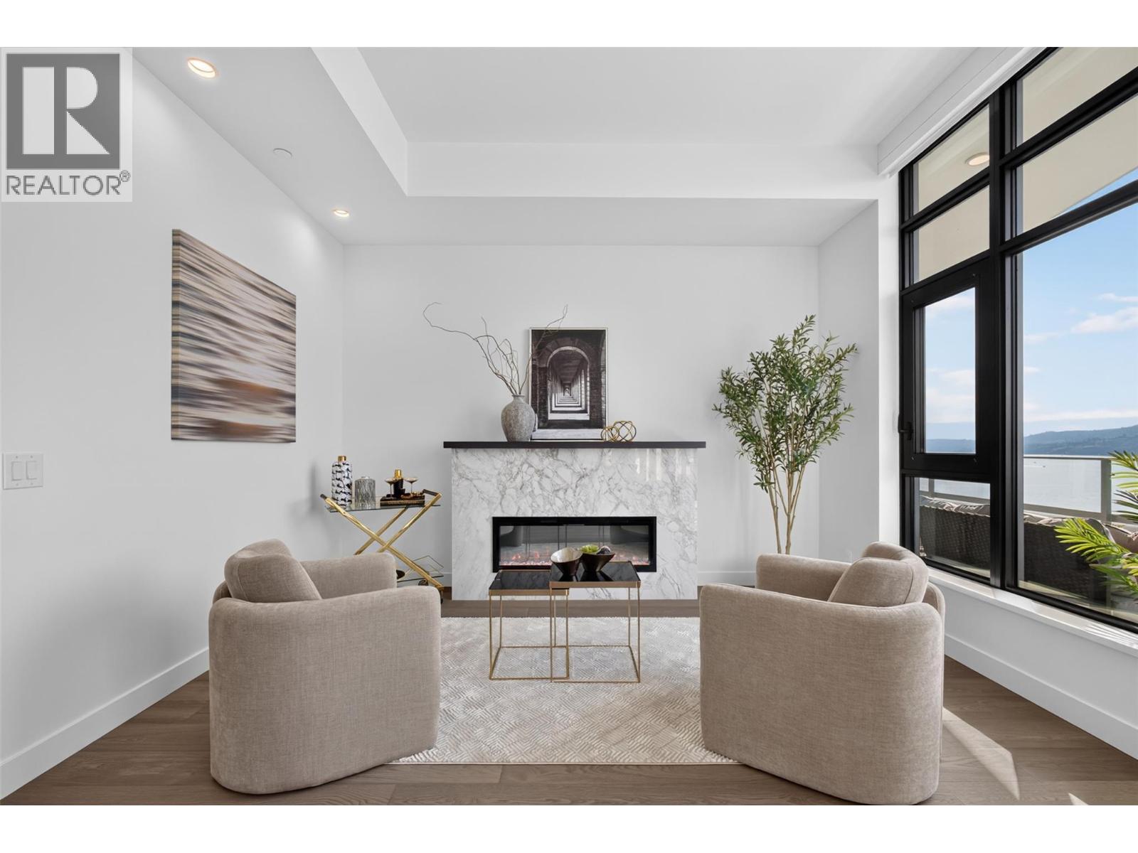 3800 Capozzi Road Unit# PH2