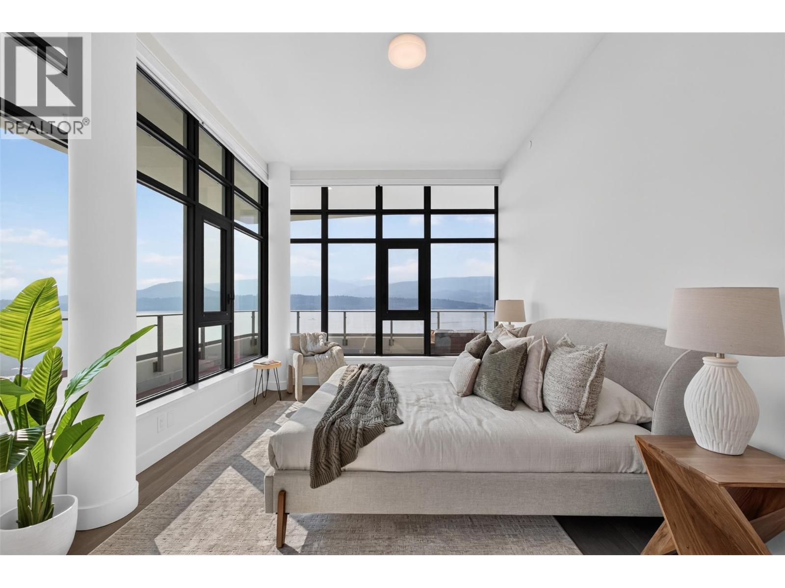 3800 Capozzi Road Unit# PH2
