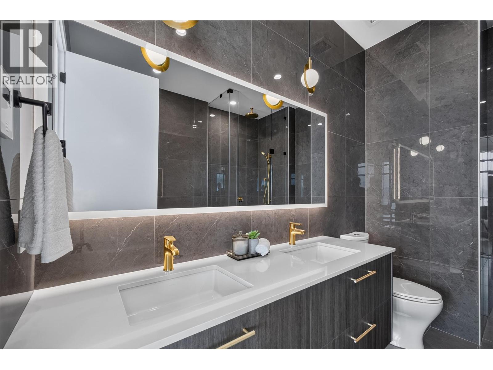 3800 Capozzi Road Unit# PH2