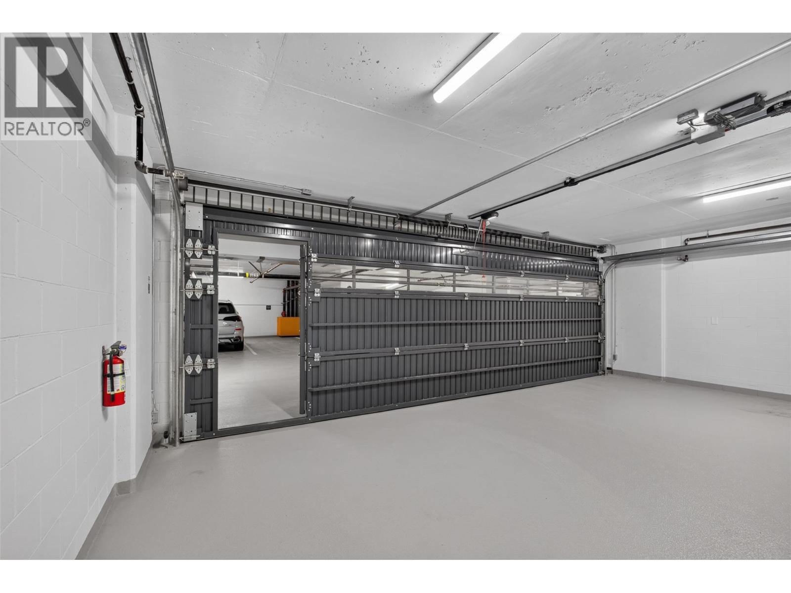 3800 Capozzi Road Unit# PH2