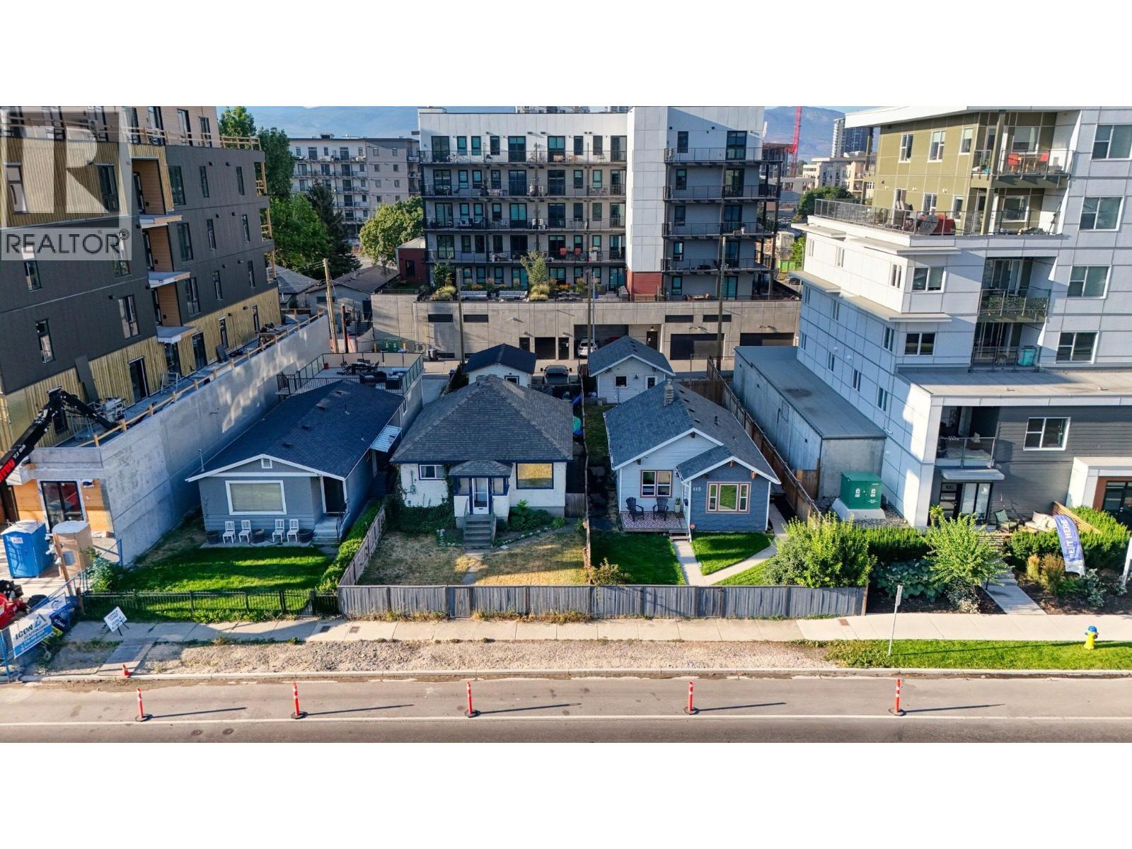 623 Clement Avenue