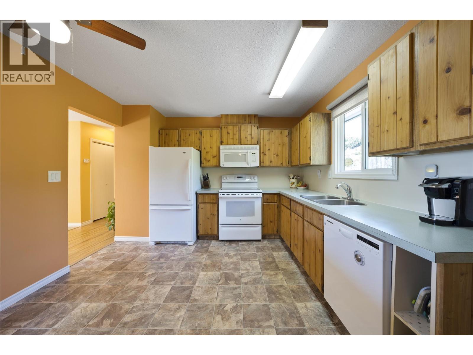 1389 Lund Road