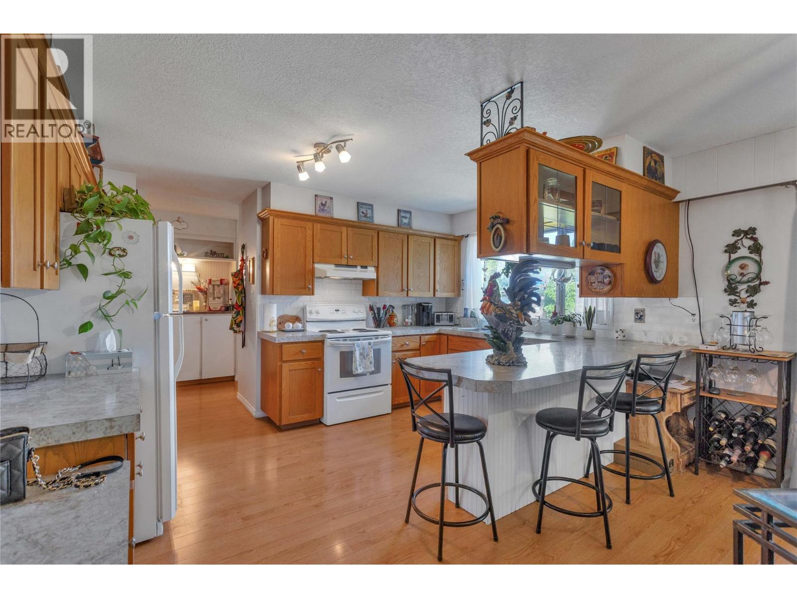 3259 St Amand Road